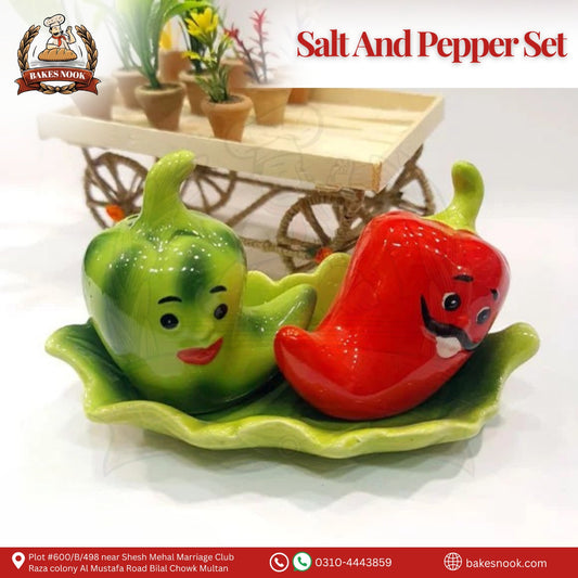 Salt and Pepper Set by BakesNook 🧂🖤